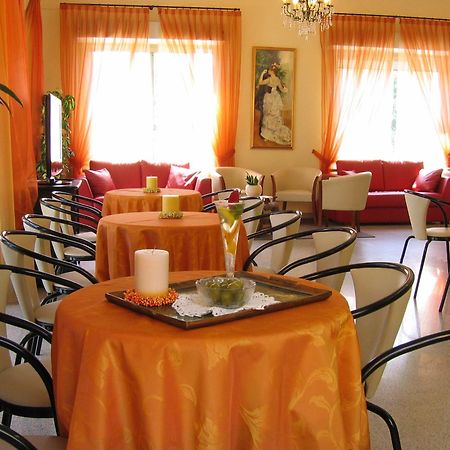 Hotel Olimpia Bellaria-Igea Marina Ngoại thất bức ảnh